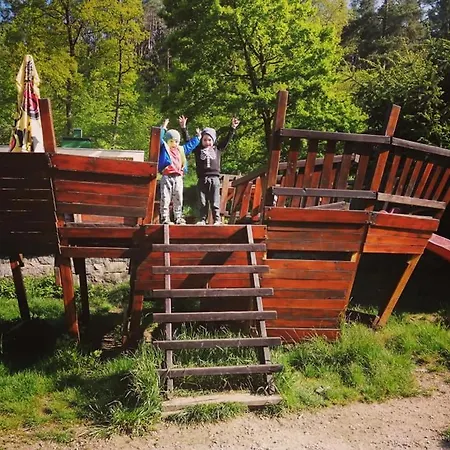 Lesni Restaurace Harrachovka 3* Tábor