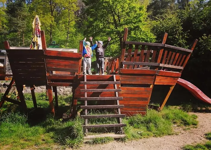 Lesní Restaurace Harrachovka 3* Tábor